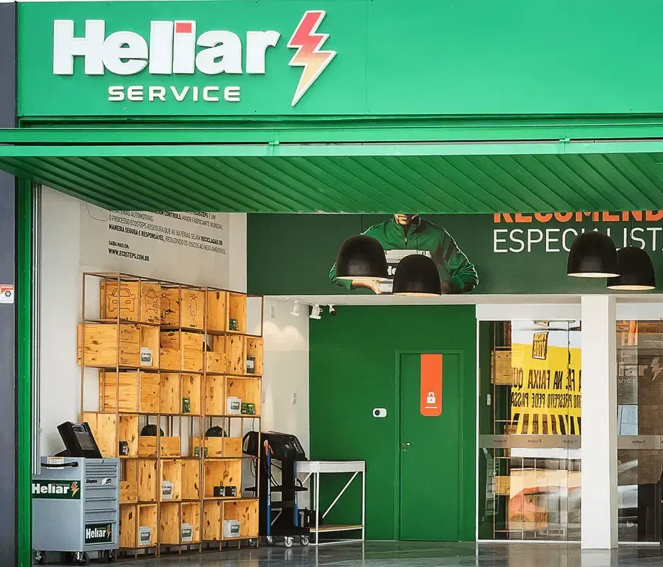 Heliar Service soma 59 lojas franqueadas de bateria em 15 estados e no Distrito Federal